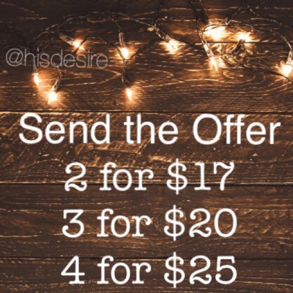 ▫️3 for $20▫️ Layered Necklace - Picture 3 of 3